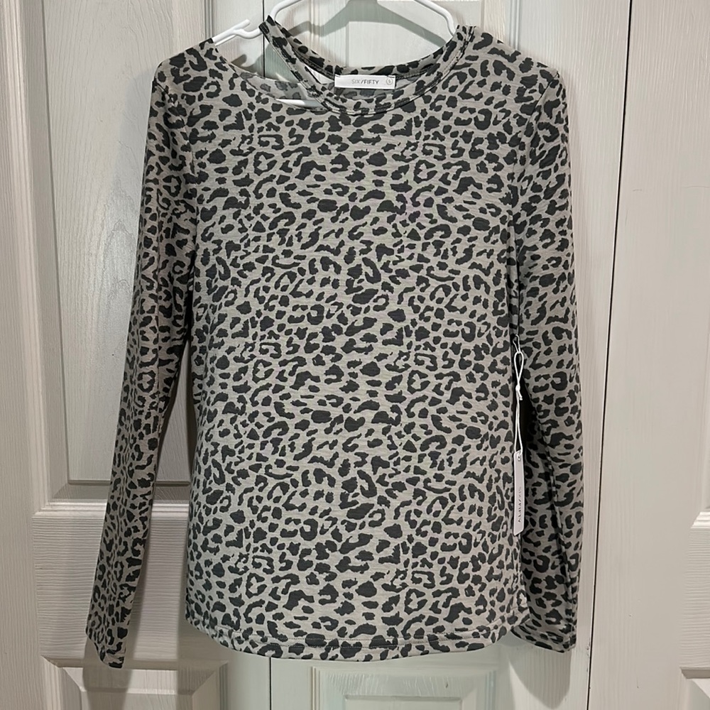 Six/Fifty Leopard top